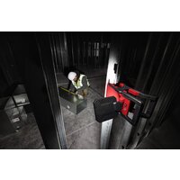 Milwaukee M18 PAL2-0 4933493547 (без АКБ) Image #13